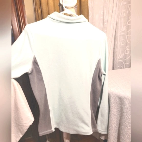 Old Navy Fleece Jacket Aqua Gray Sides and 3/4 Zip Small Excellent ✅️ - Picture 4 of 5